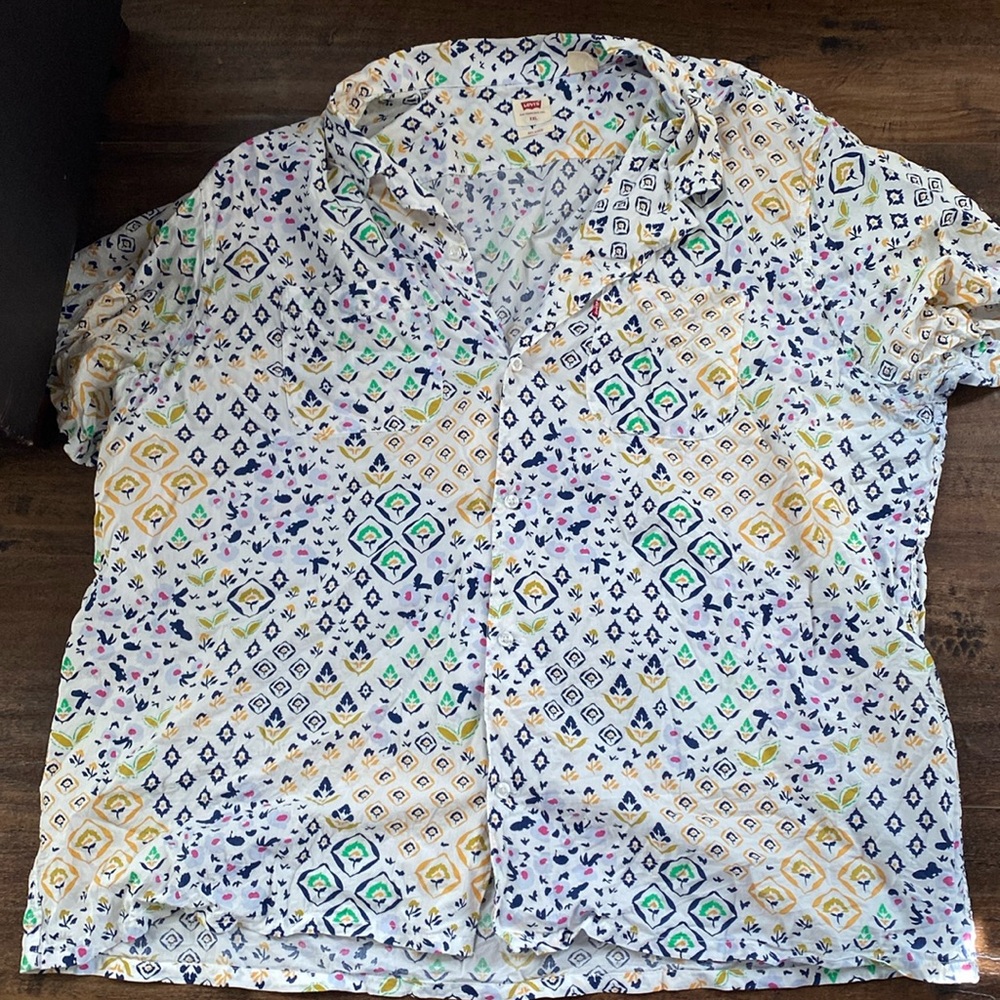 Levi’s button down